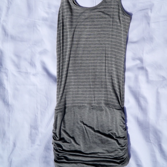 Ribbed Sleeveless Dress - Picture 3 of 5